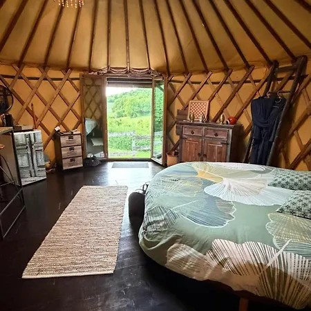 Yourtes Coccinelles Tente de luxe