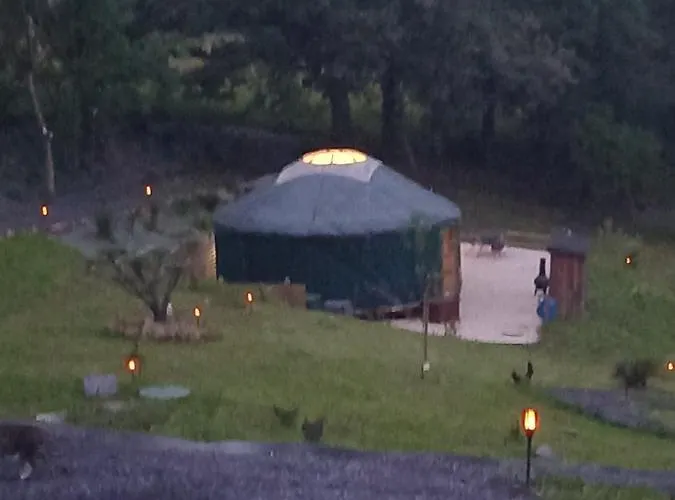 אוהל מפואר Yourtes Coccinelles